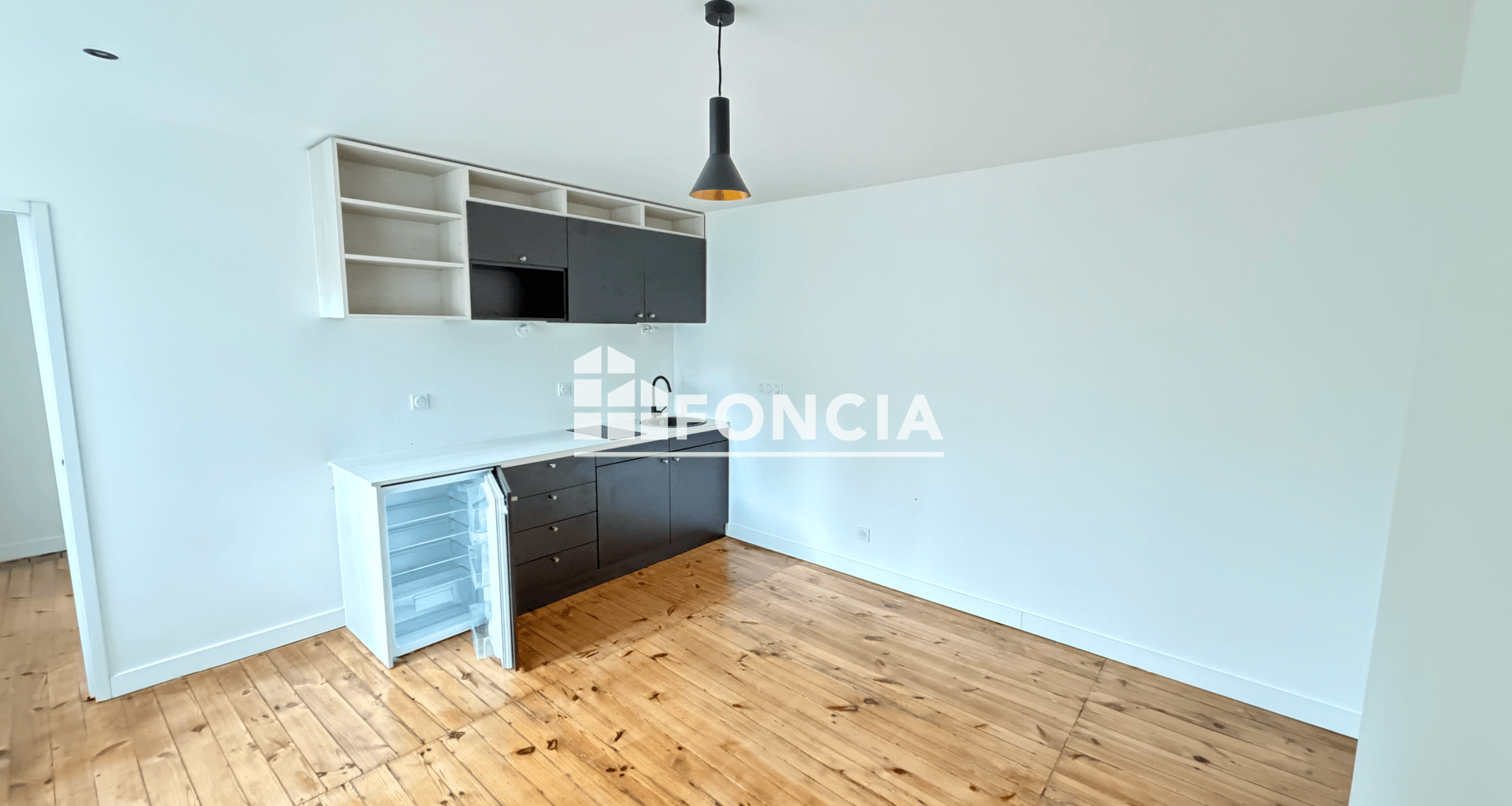 Studio (28.7 m²) à louer - Saint-étienne (42000)