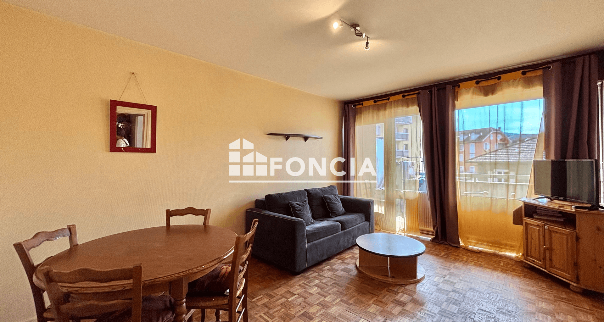 Appartement 2 pièces (46 m²) à vendre - La Roche-sur-foron (74800)