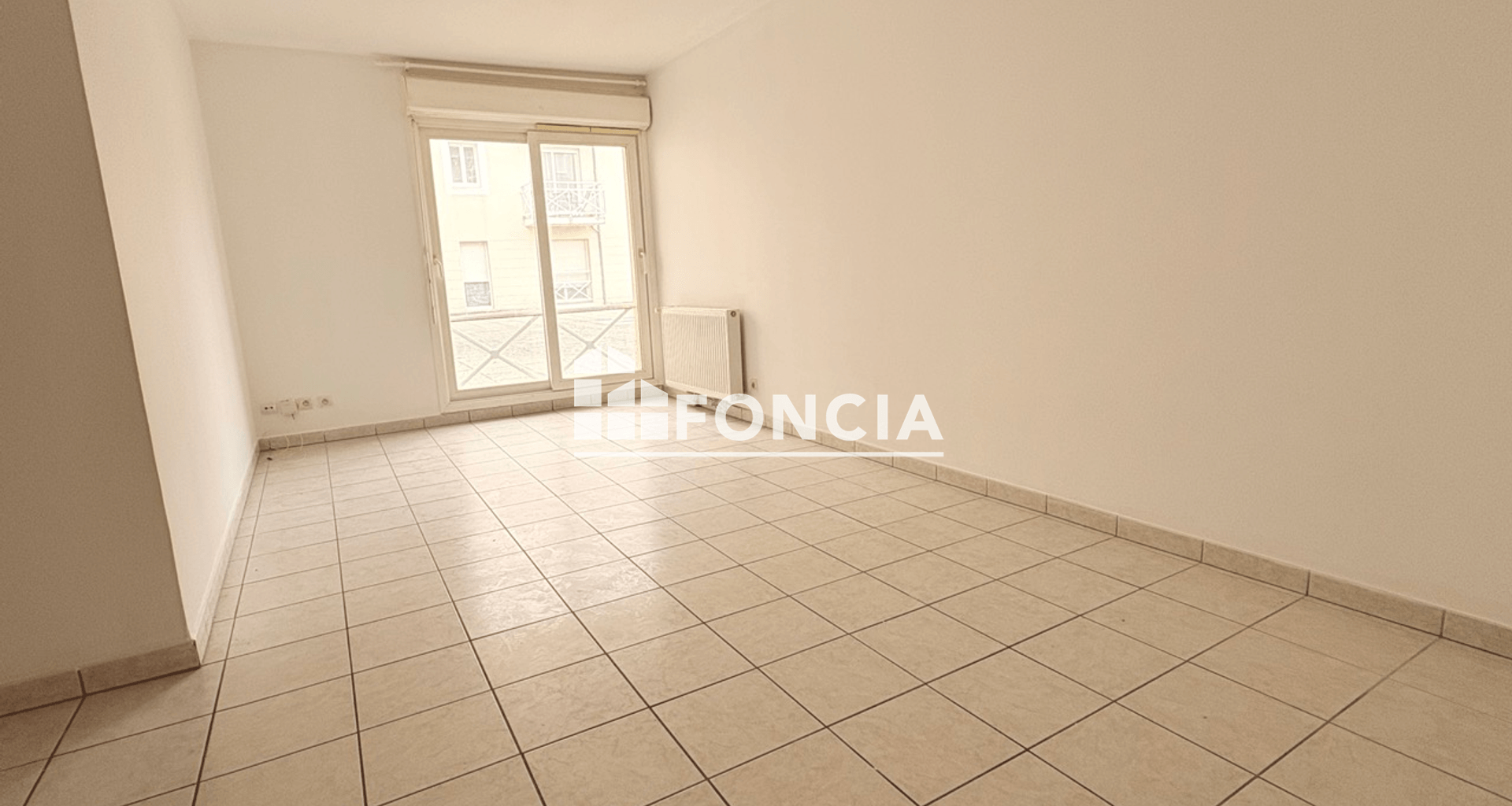 Appartement 4 pièces (92.32 m²) à louer - Angoulême (16000)