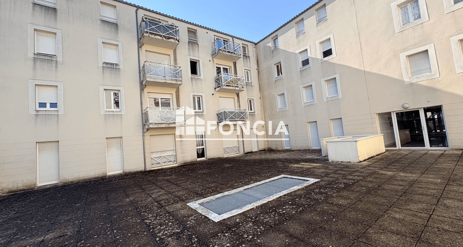 Appartement 4 pièces (92.32 m²) à louer - Angoulême (16000)