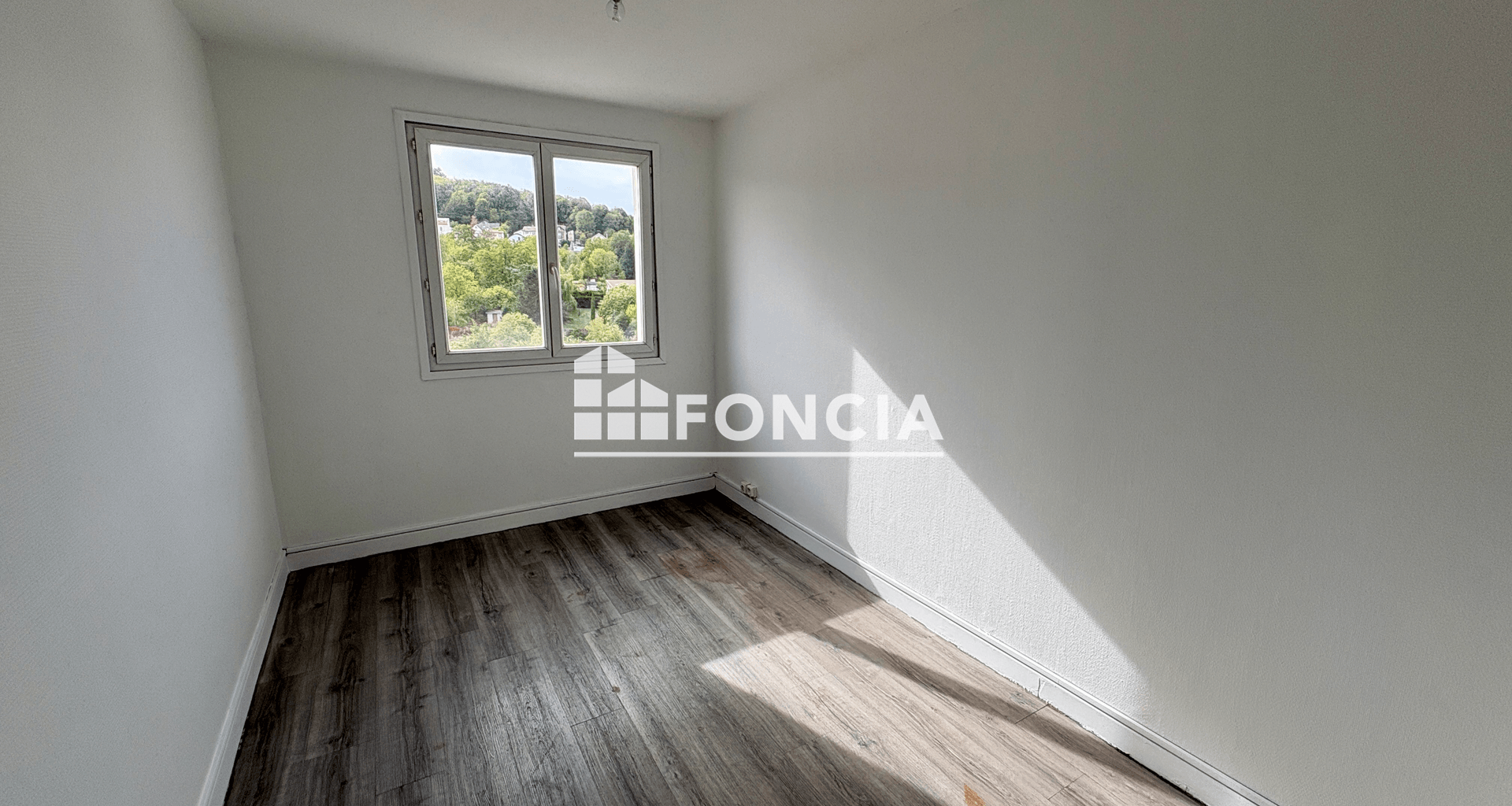 Appartement 5 pièces (71.87 m²) à louer - Vandœuvre-lès-nancy (54500)