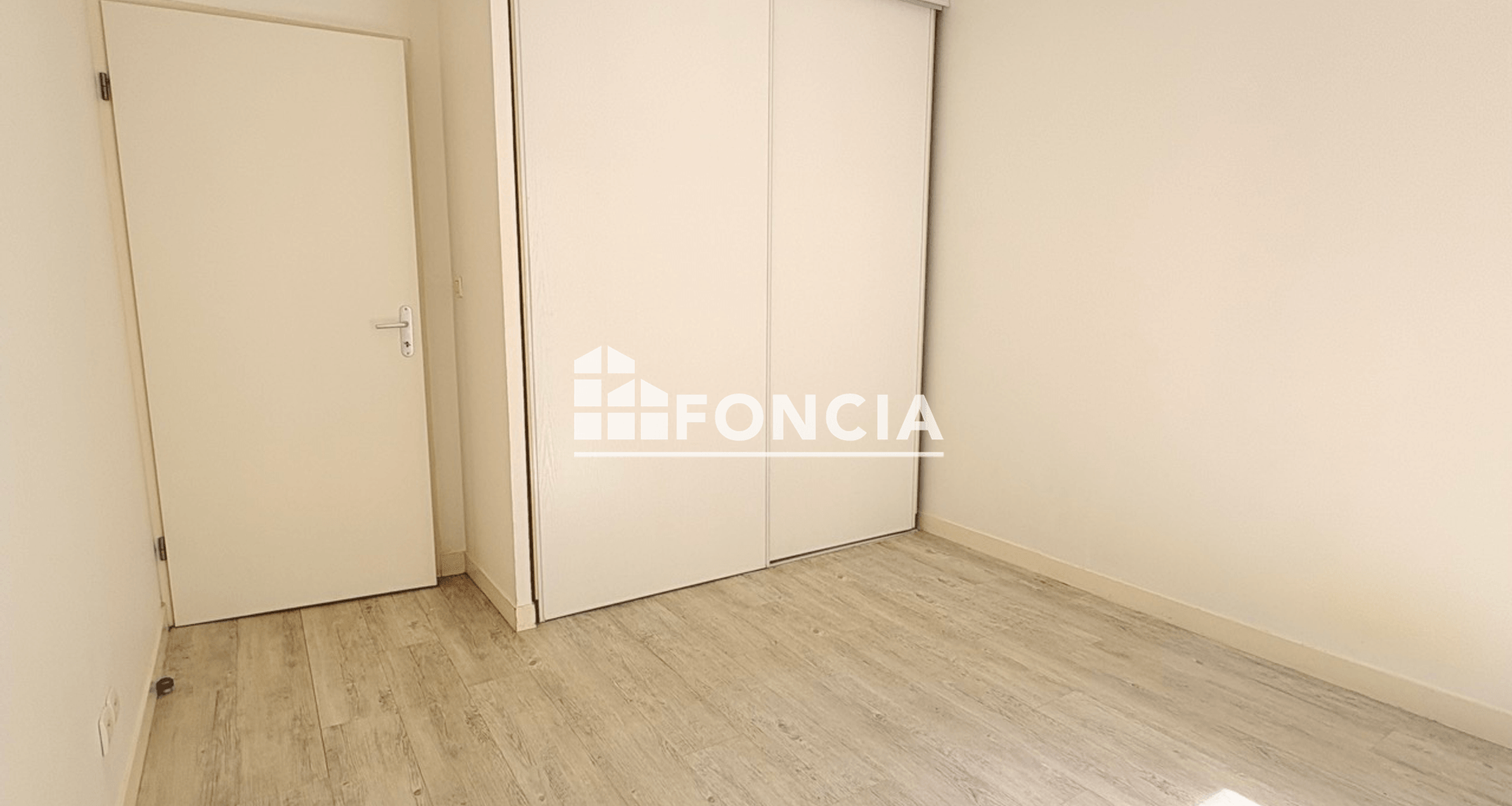 Appartement 2 pièces (61.54 m²) à louer - Angoulême (16000)