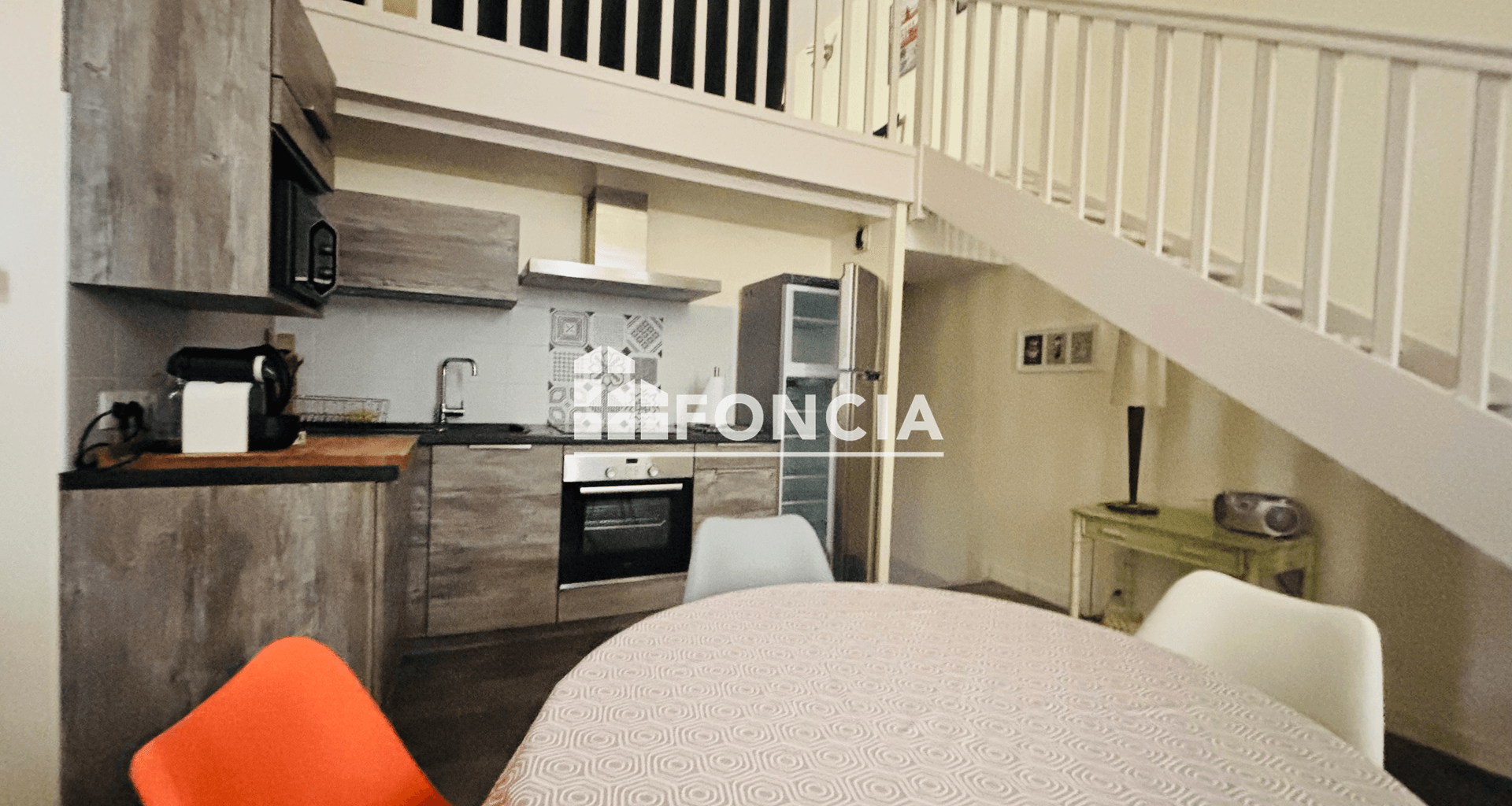 Appartement 2 pièces (51 m²) à vendre - Rochefort (17300)