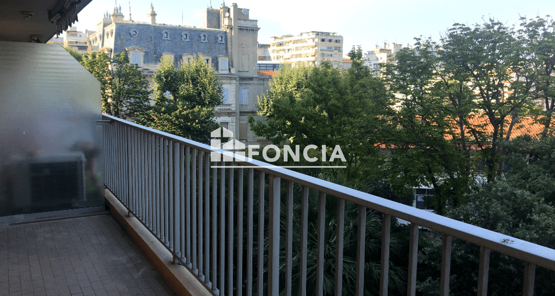 Appartement 4 pièces (127.41 m²) à louer - Marseille 8ᵉ (13008)