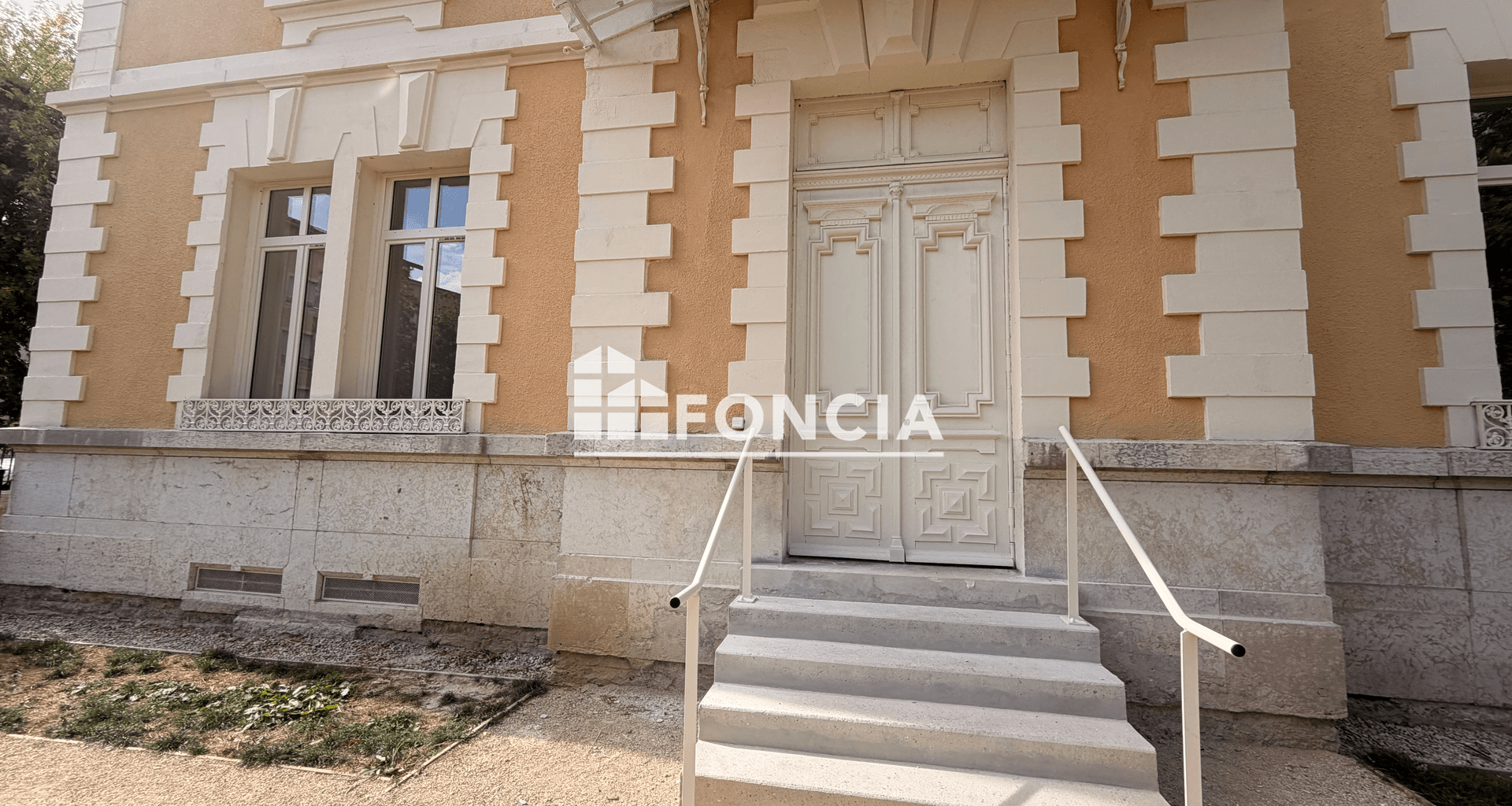 Appartement 3 pièces (82.7 m²) à louer - Bourg-en-bresse (01000)