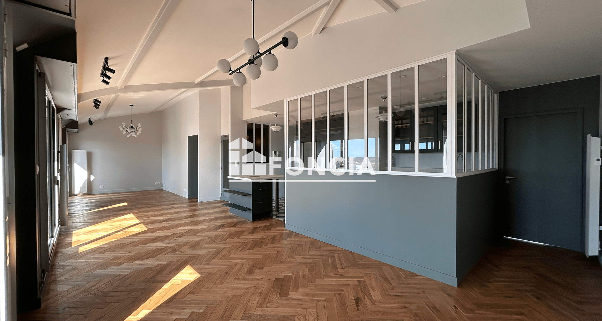 Appartement 3 pièces (118.87 m²) à louer - La Roche-sur-yon (85000)