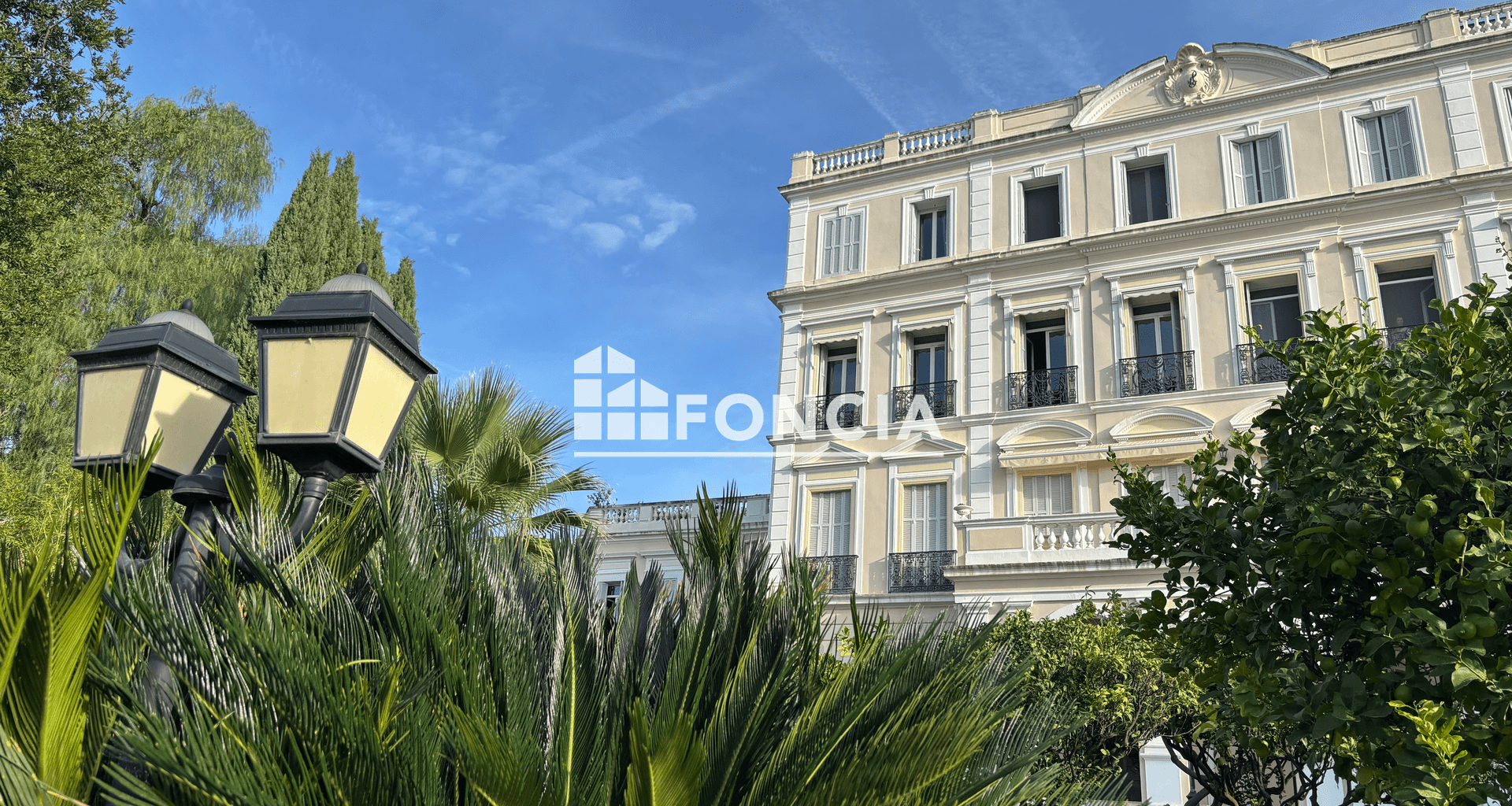 Appartement 2 pièces (46.96 m²) à vendre - Hyères (83400)