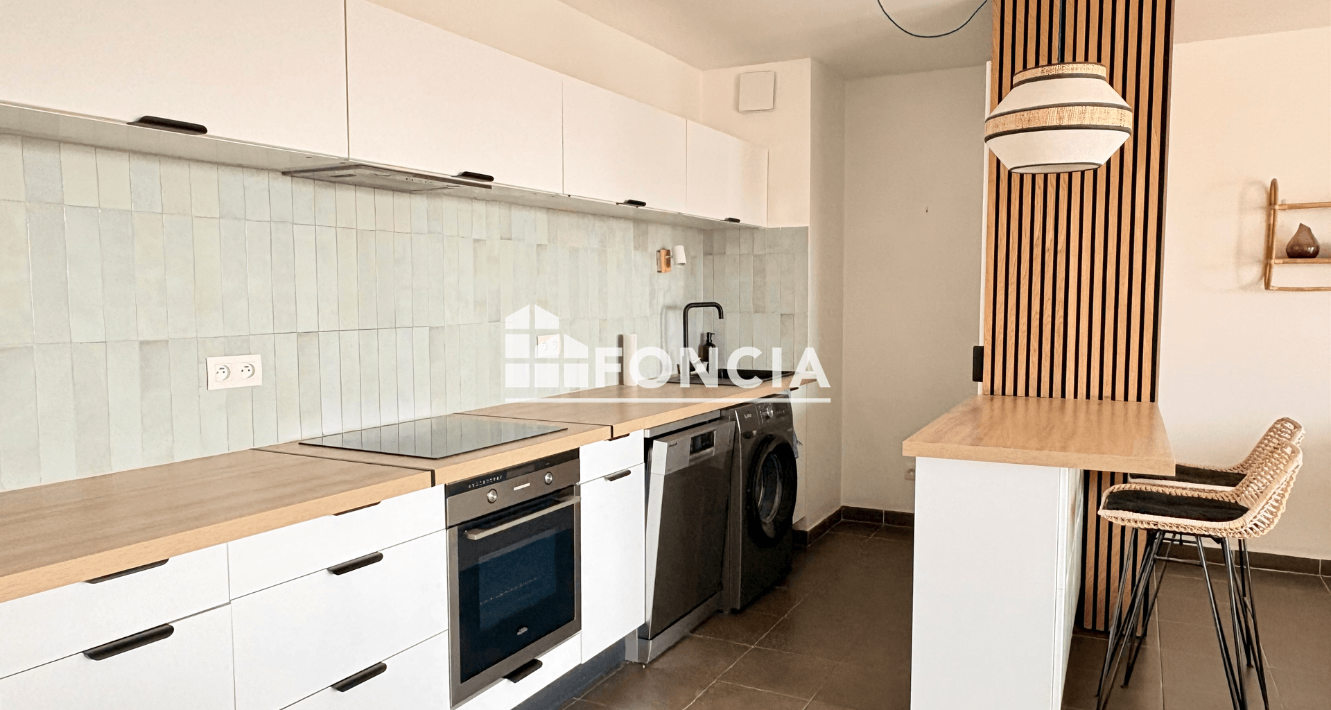 Appartement meublé 3 pièces (63.55 m²) à louer - Marseille 3ᵉ (13003)