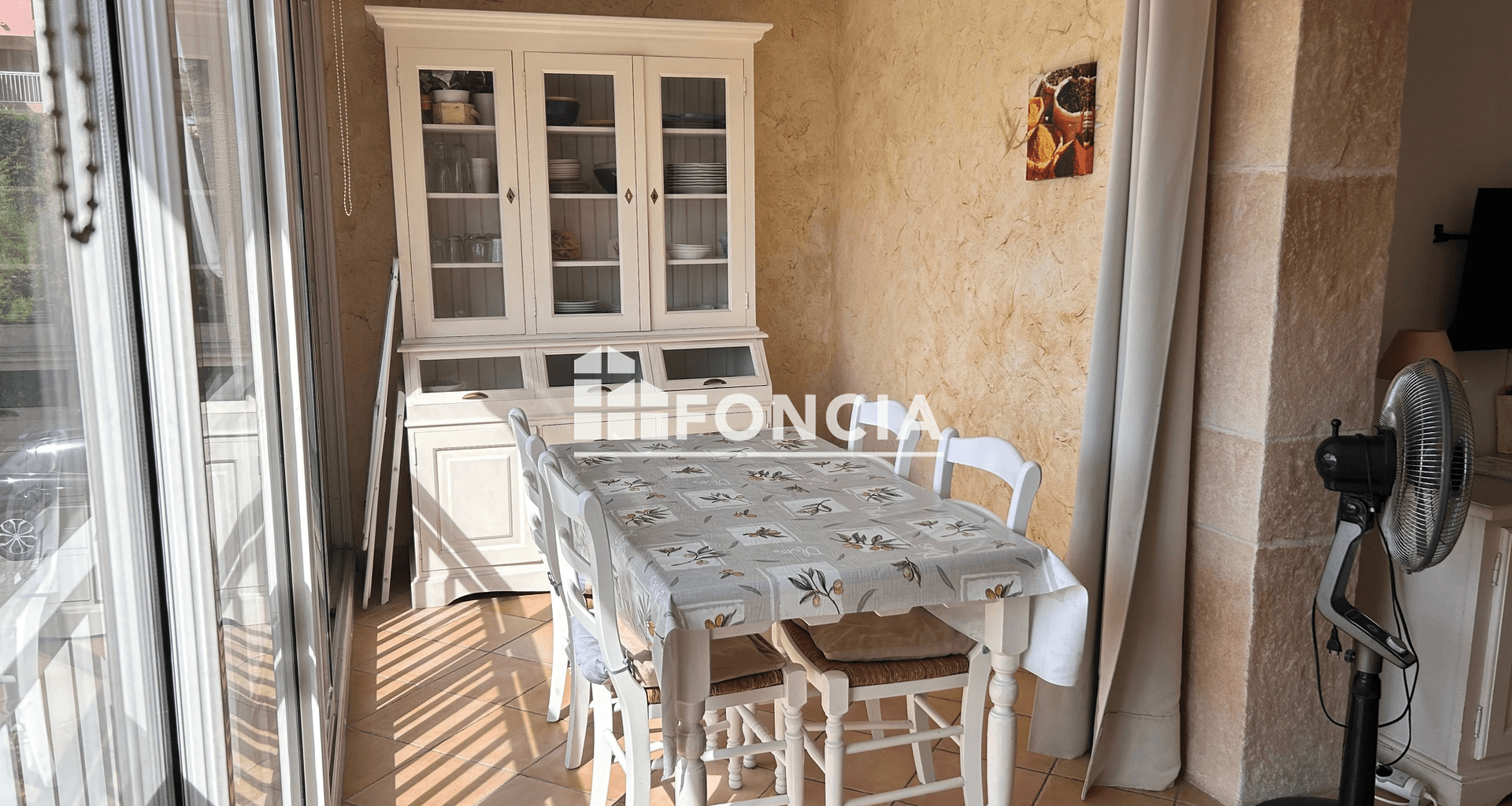 Appartement meublé 2 pièces (27.71 m²) à louer - Six-fours-les-plages (83140)
