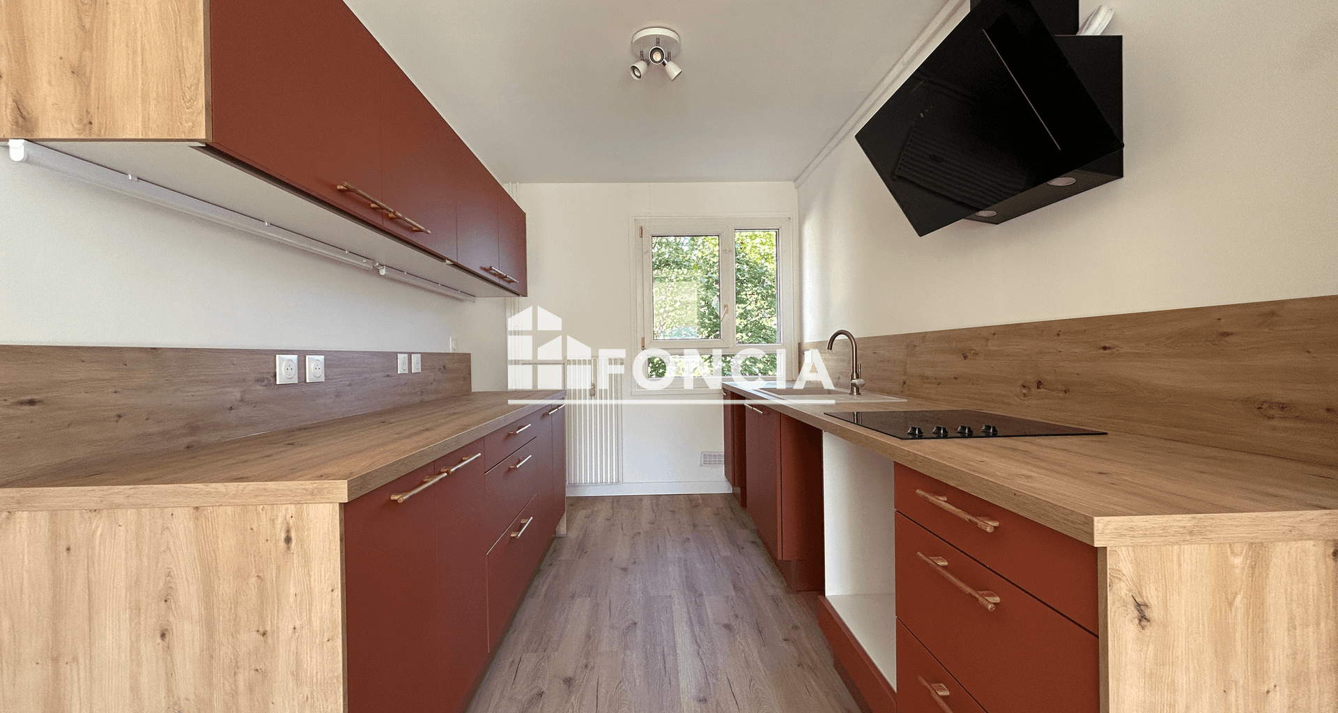 Appartement 4 pièces (90.41 m²) à louer - Lisieux (14100)