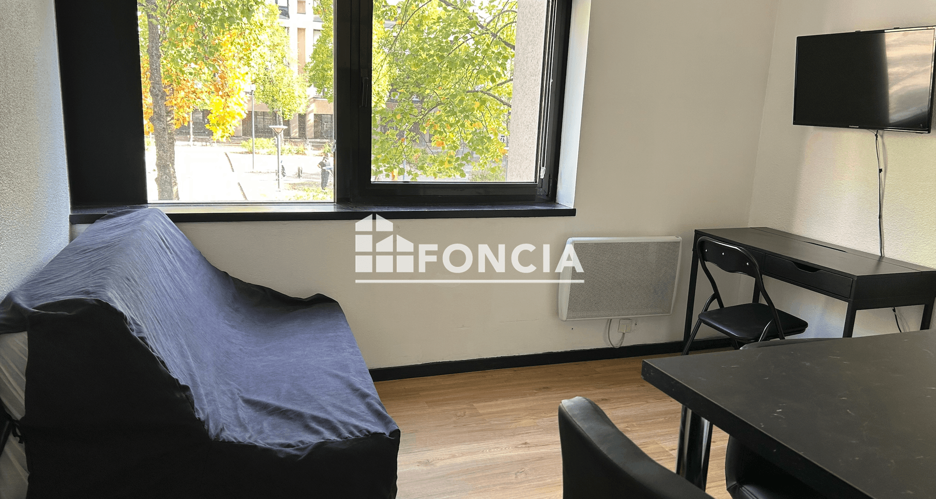 Studio meublé (16.13 m²) à louer - Orléans (45000)