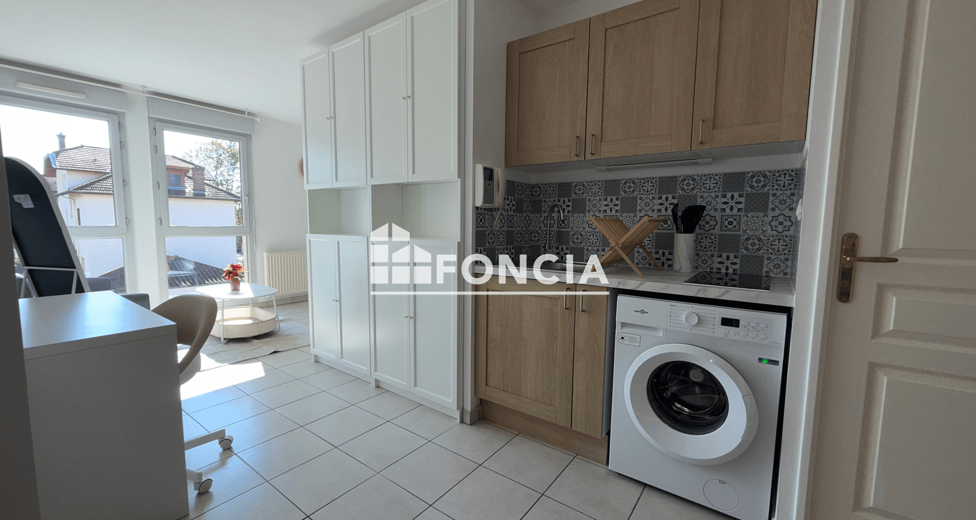 Studio meublé (27.77 m²) à louer - Vénissieux (69200)
