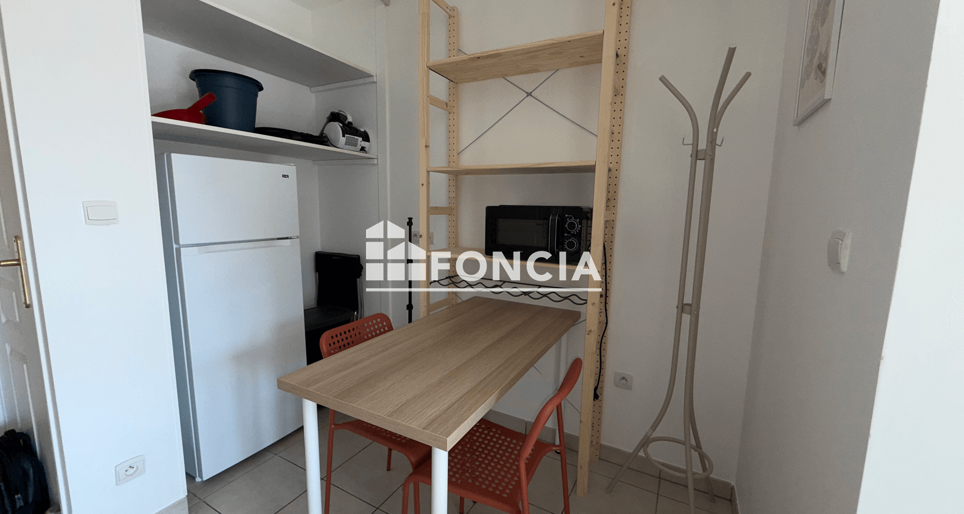 Studio meublé (27.77 m²) à louer - Vénissieux (69200)