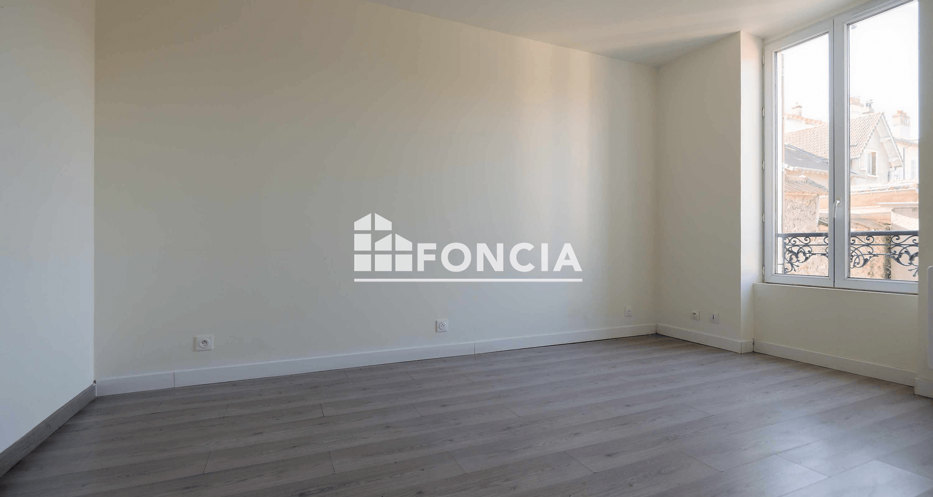 Appartement 2 pièces (31 m²) à vendre - Corbeil-essonnes (91100)