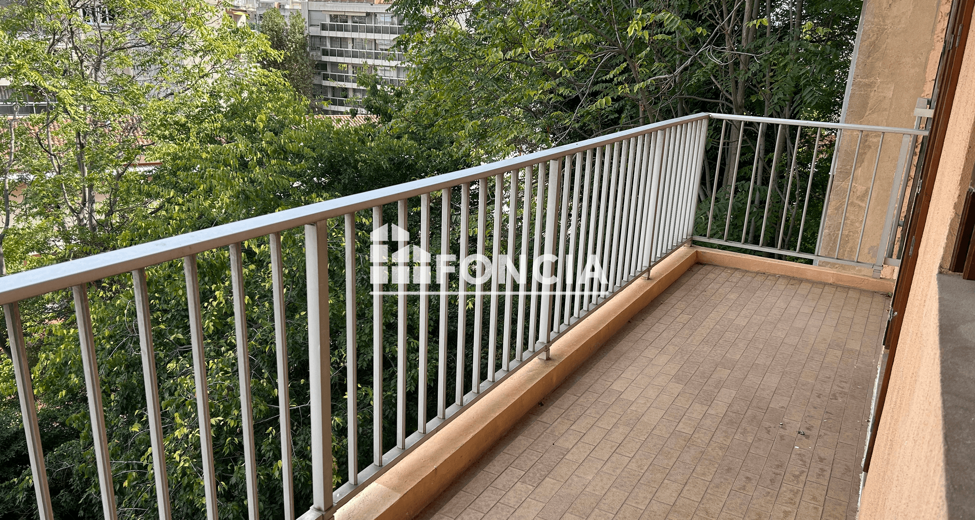 Appartement 4 pièces (127.41 m²) à louer - Marseille 8ᵉ (13008)
