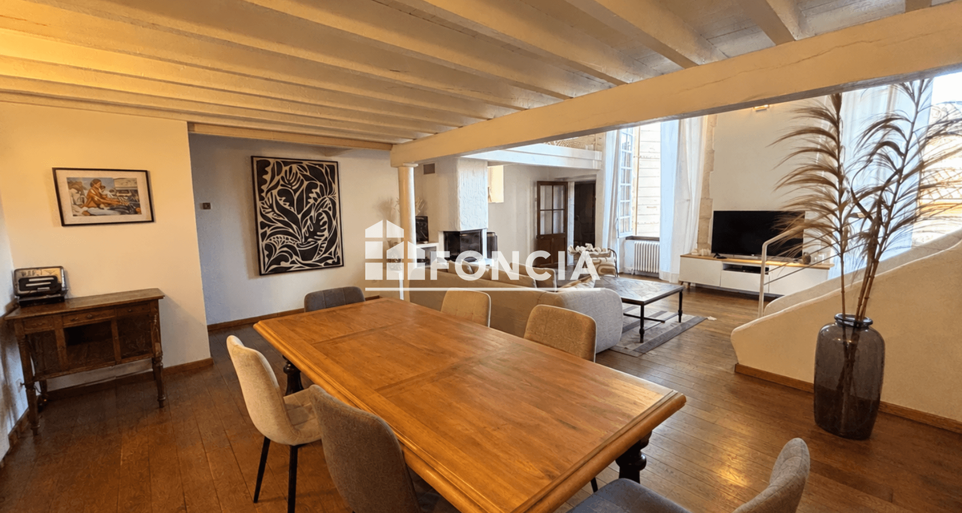 Appartement 3 pièces (134 m²) à vendre - Arles (13200)