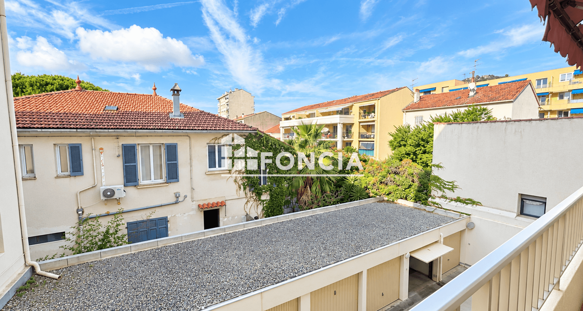 Studio (30 m²) à vendre - Hyères (83400)