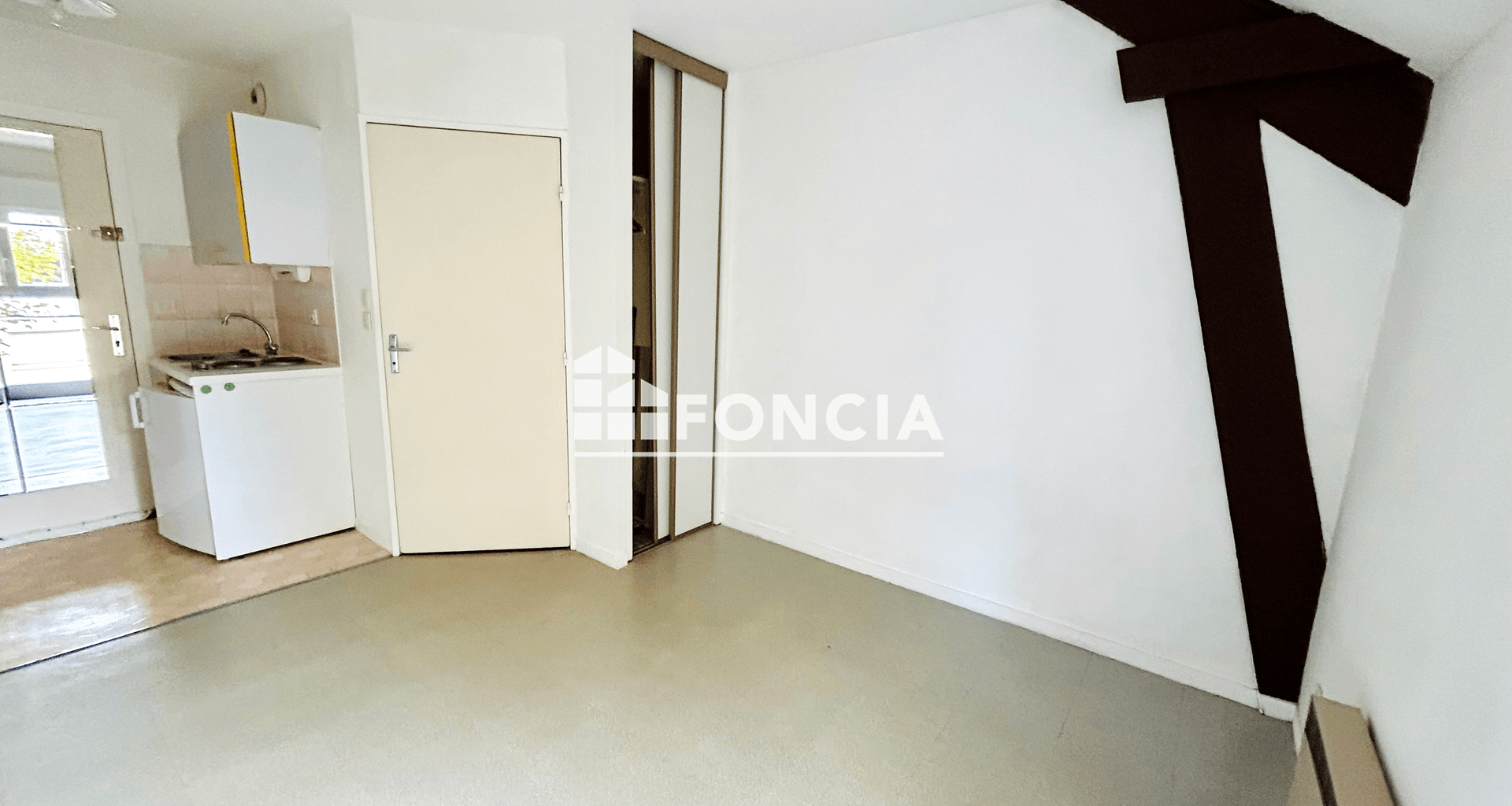Studio (14.9 m²) à louer - Caen (14000)
