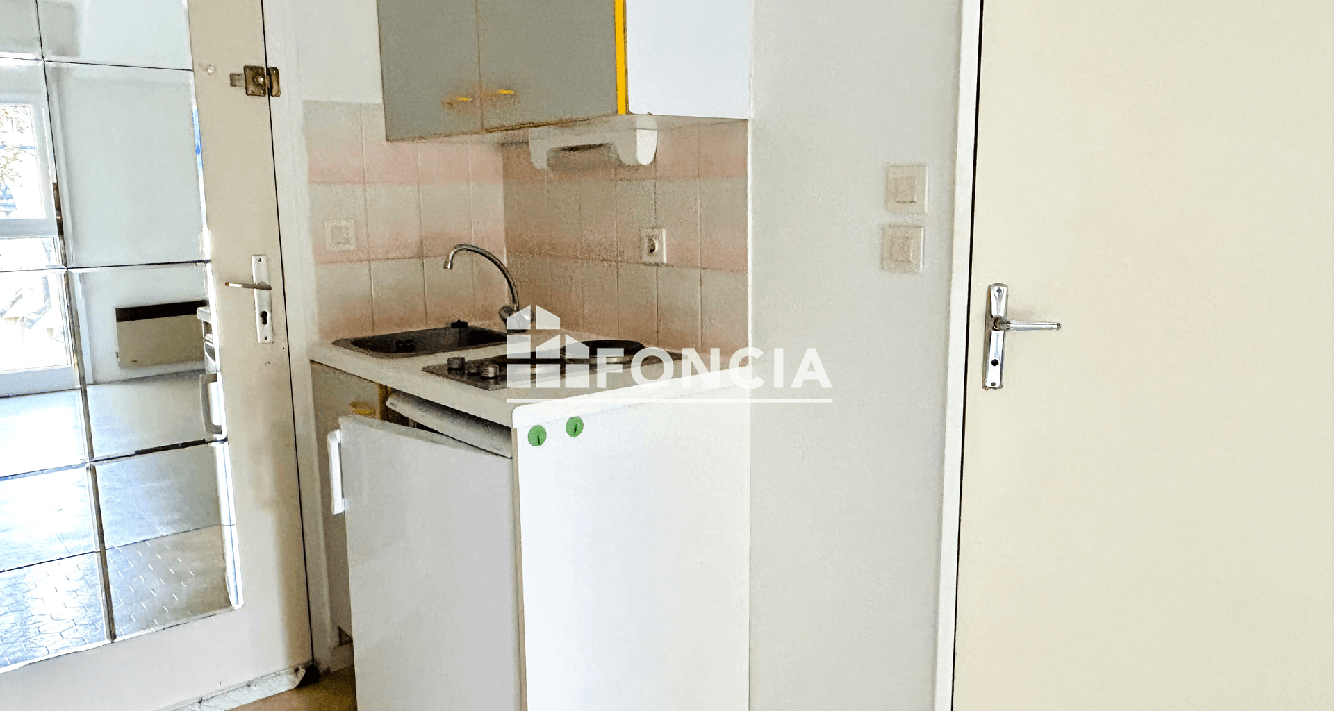 Studio (14.9 m²) à louer - Caen (14000)