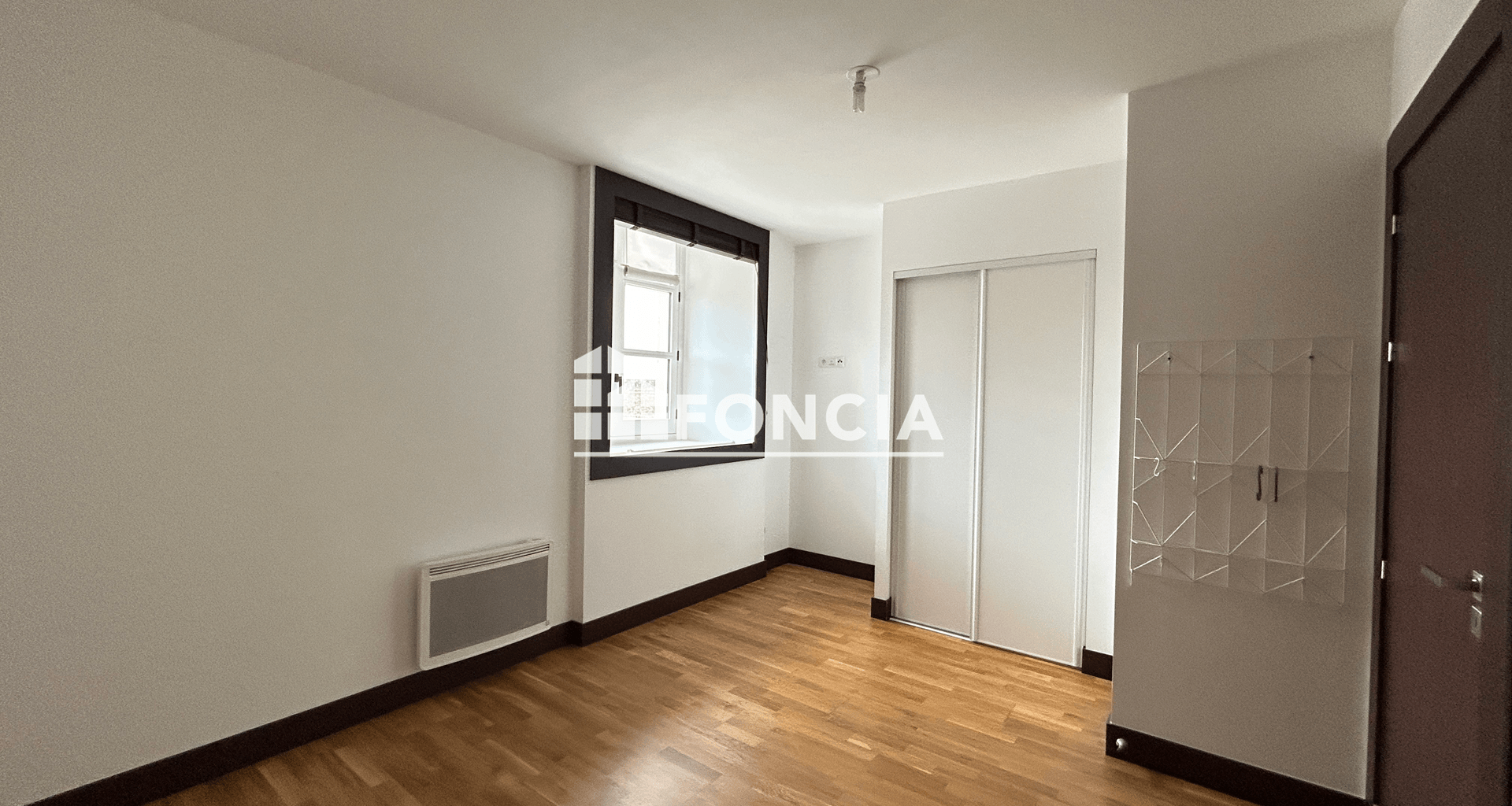 Appartement 3 pièces (85.2 m²) à louer - Rochefort (17300)