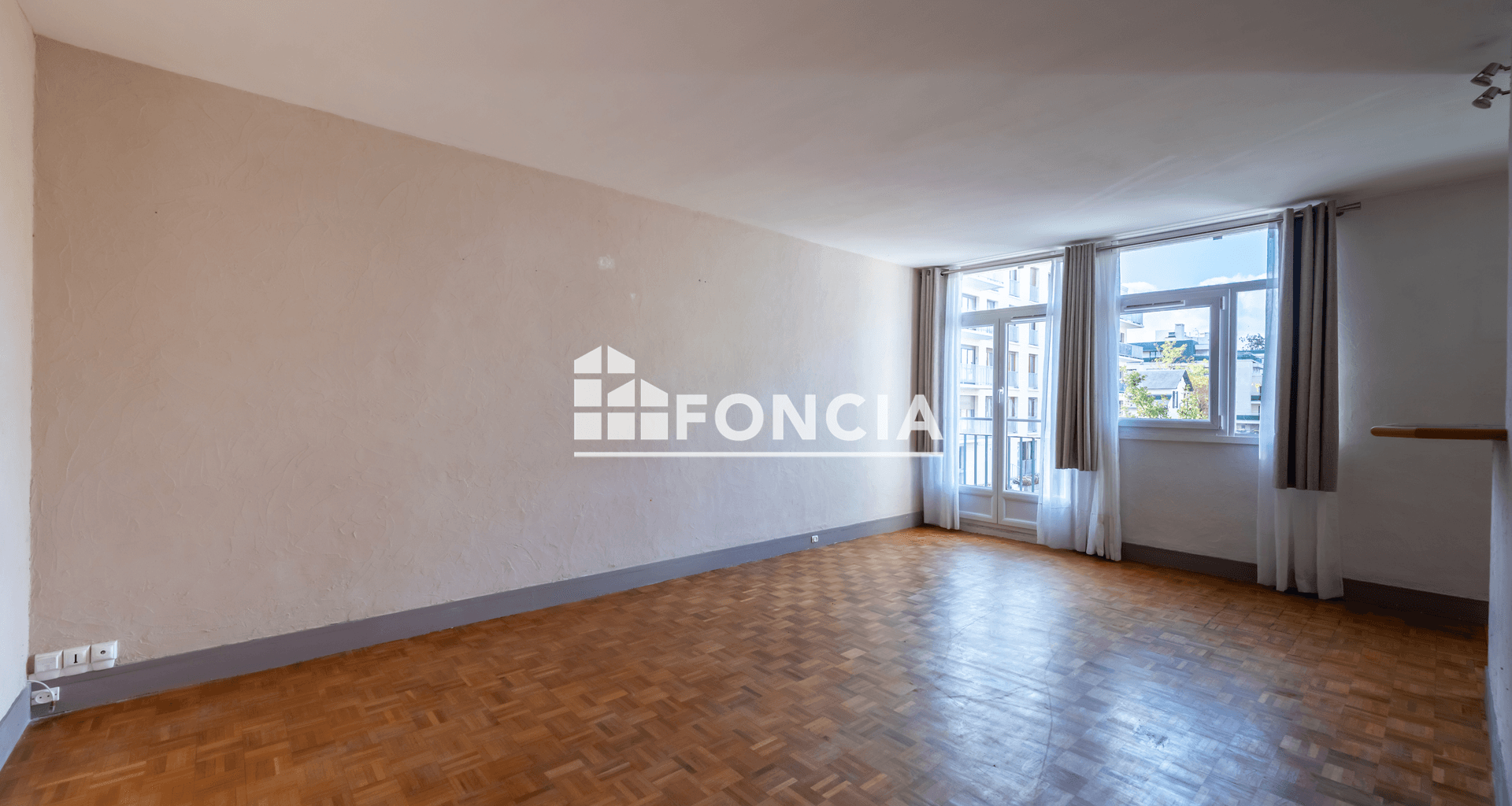 Appartement 4 pièces (74.92 m²) à vendre - Rueil-malmaison (92500)