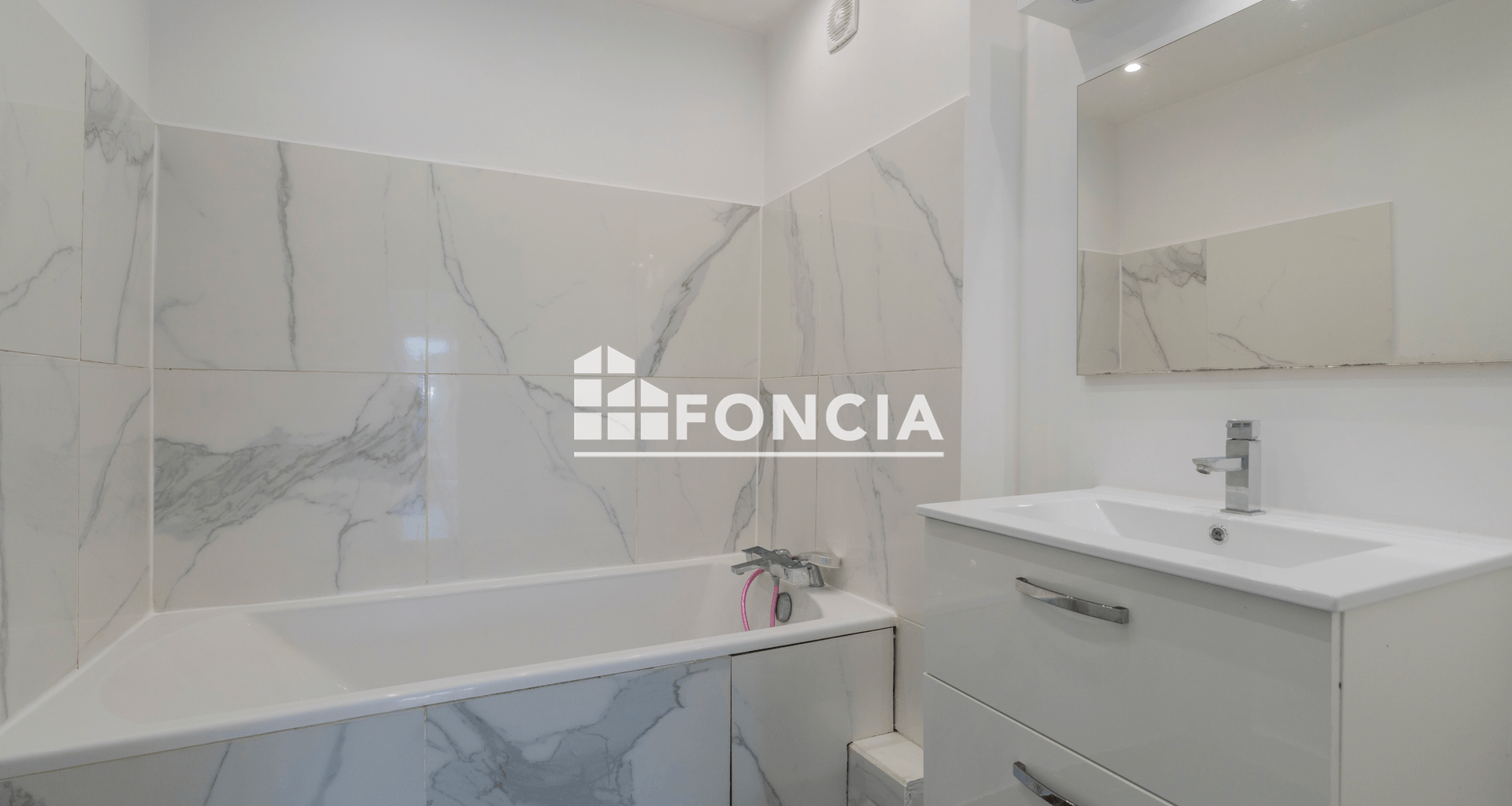 Appartement 3 pièces (91.95 m²) à louer - Marseille 11ᵉ (13011)