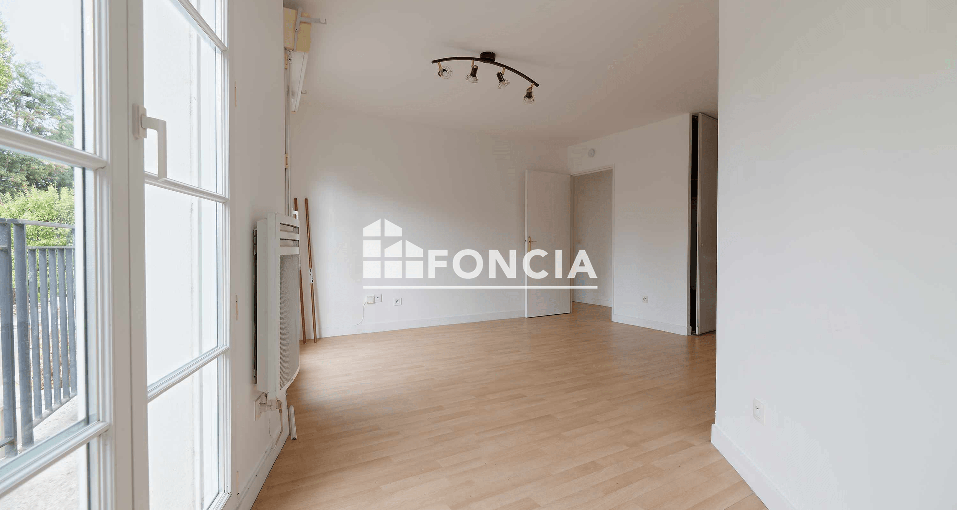 Appartement 2 pièces (42.41 m²) à vendre - Corbeil-essonnes (91100)