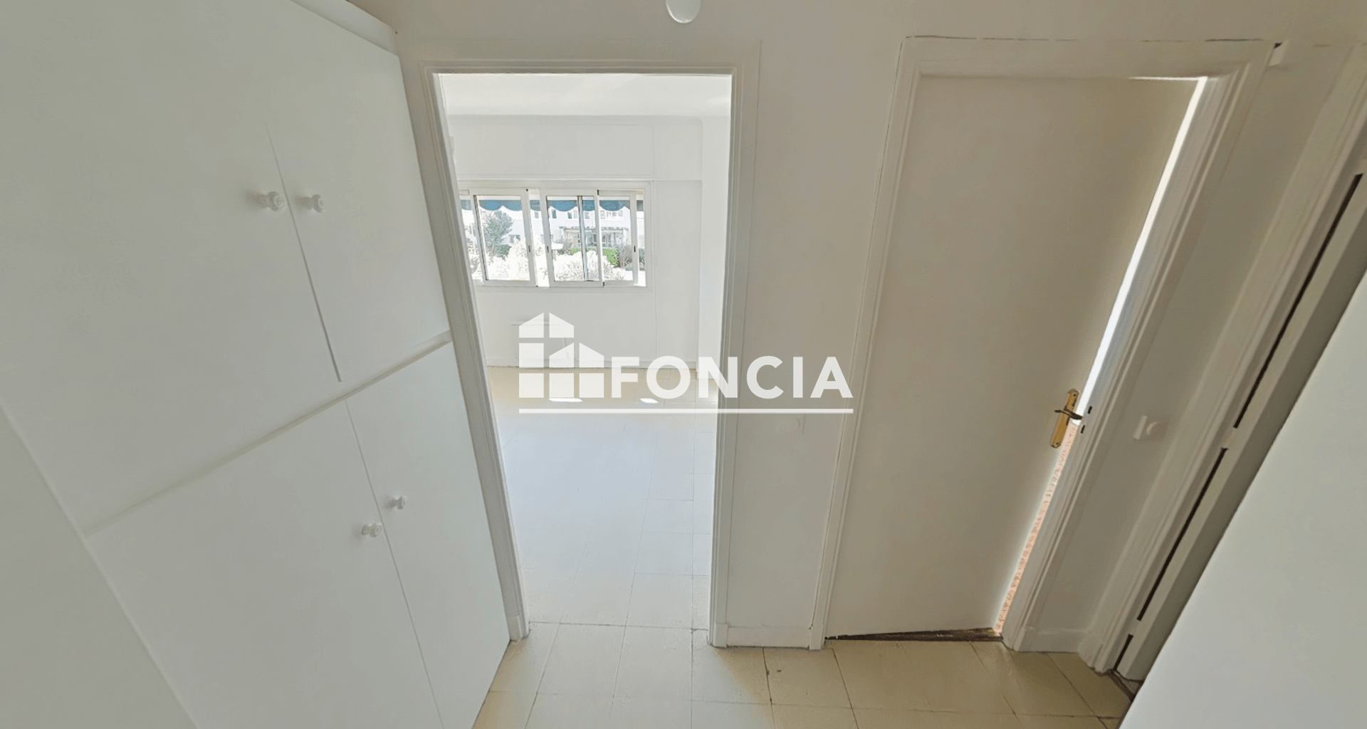 Appartement 2 pièces (50 m²) à louer - Cagnes-sur-mer (06800)