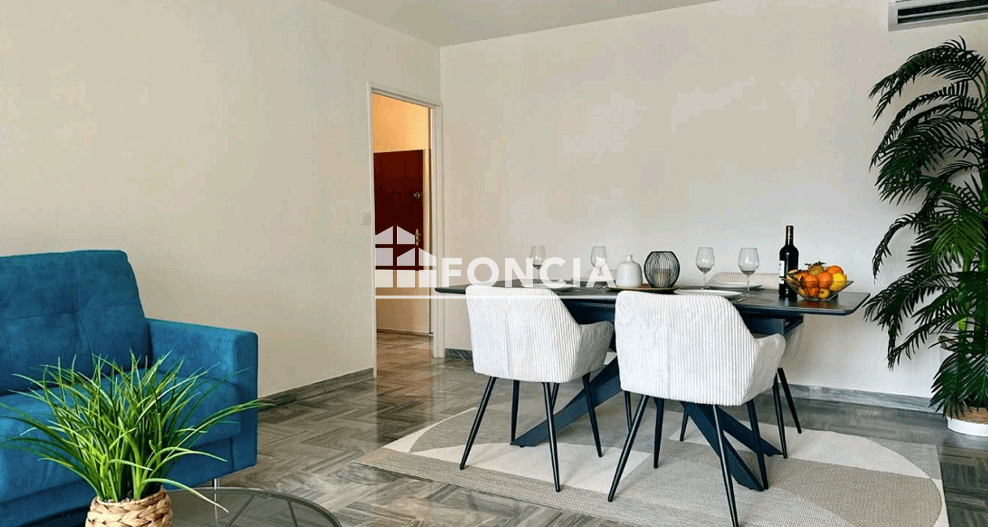 Appartement meublé 2 pièces (50.03 m²) à louer - Antibes (06160)