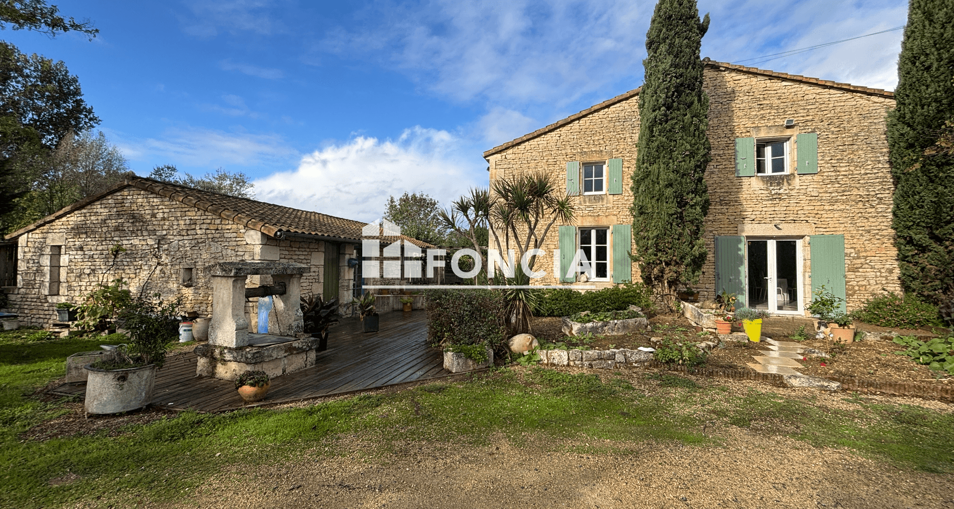 Maison 6 pièces (247.31 m²) à vendre - Niort (79000)