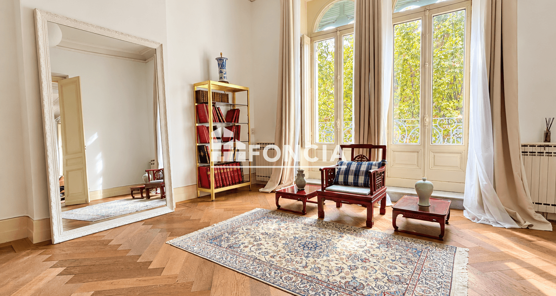Appartement 6 pièces (327.55 m²) à vendre - Béziers (34500)