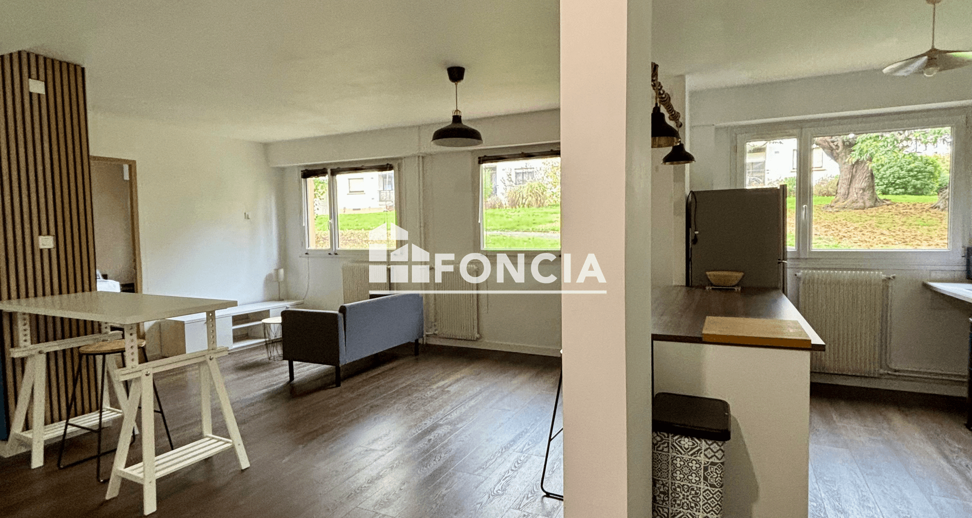 Appartement meublé 2 pièces (48.6 m²) à louer - Saint-herblain (44800)