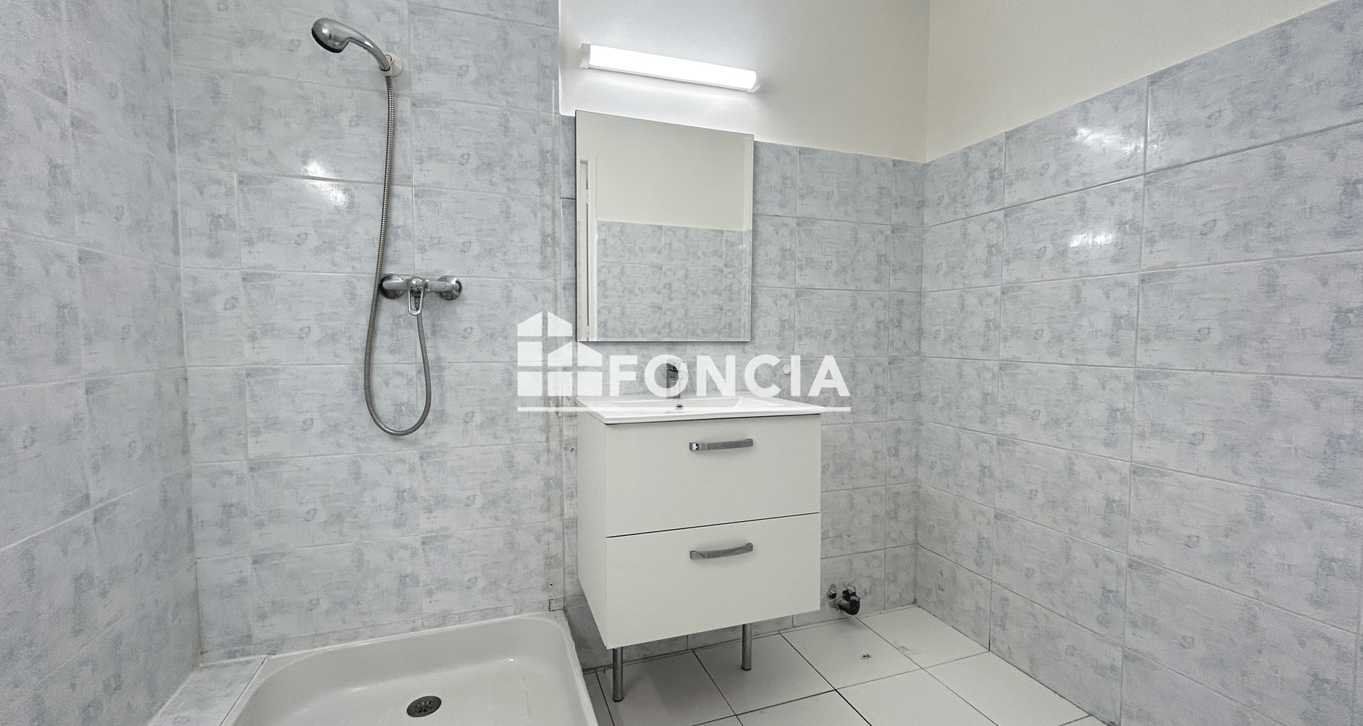 Appartement 2 pièces (40 m²) à louer - Antibes (06600)