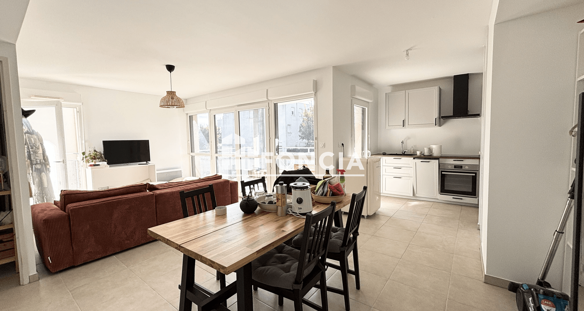 Appartement 2 pièces (52.1 m²) à louer - Arles (13200)