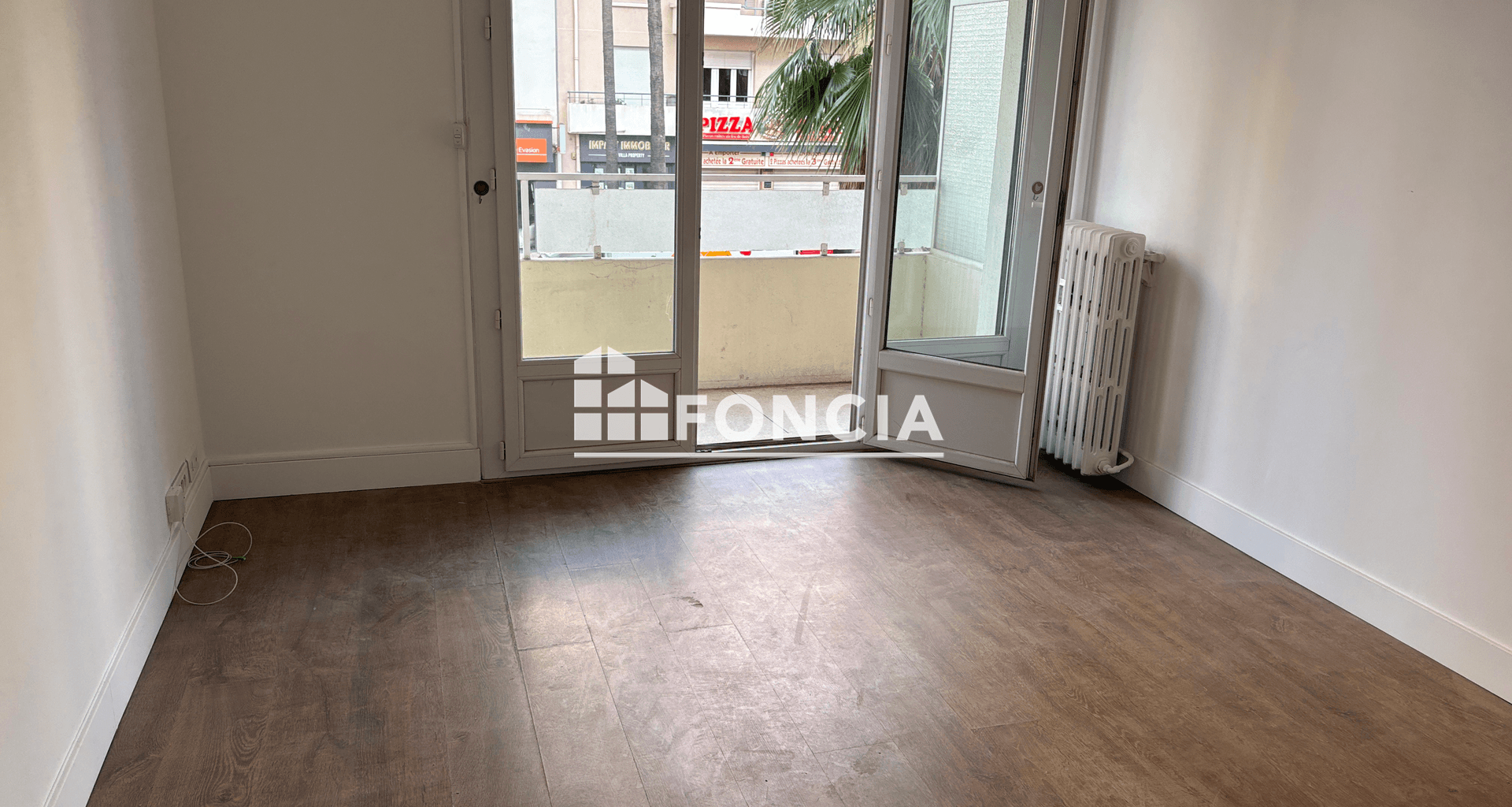 Studio (23 m²) à louer - Hyères (83400)