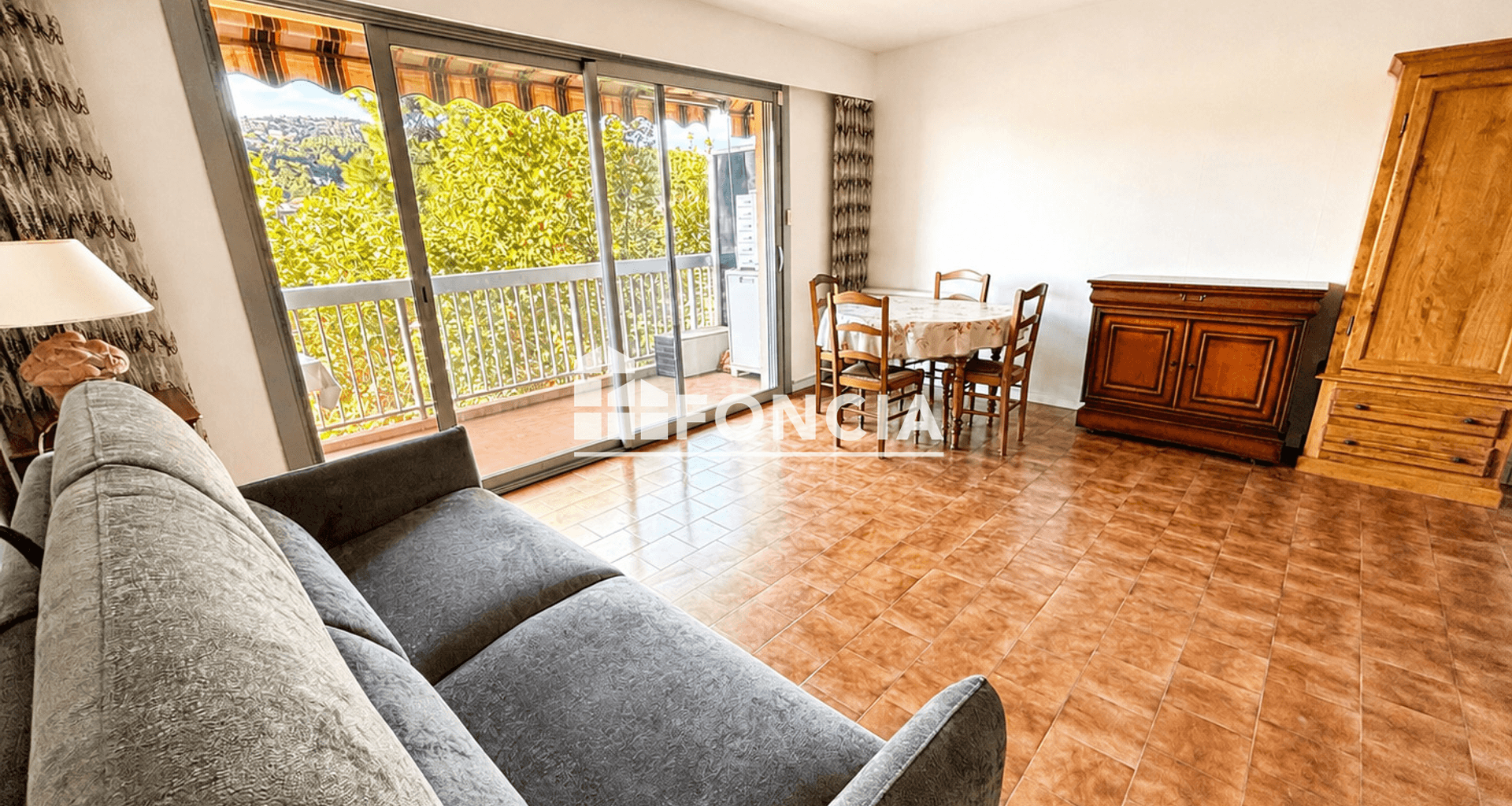 Studio meublé (26.88 m²) à louer - Hyères (83400)