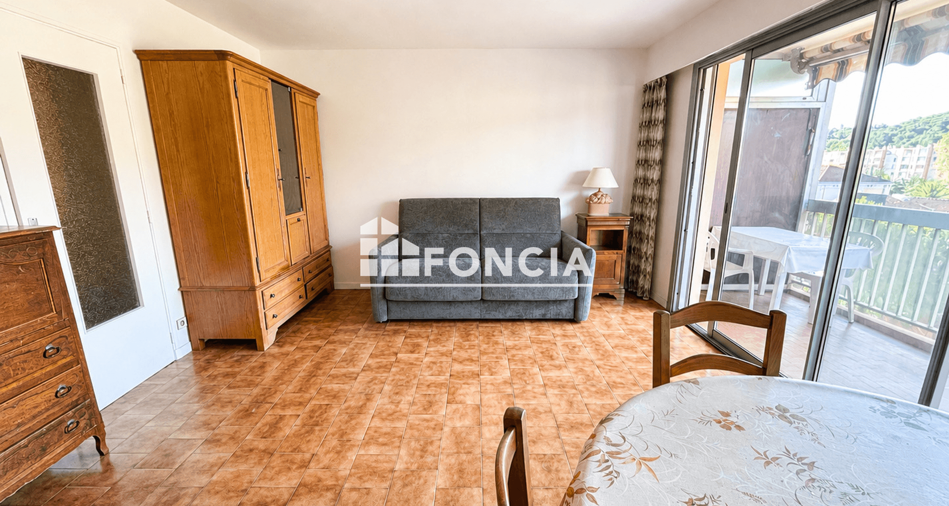 Studio meublé (26.88 m²) à louer - Hyères (83400)