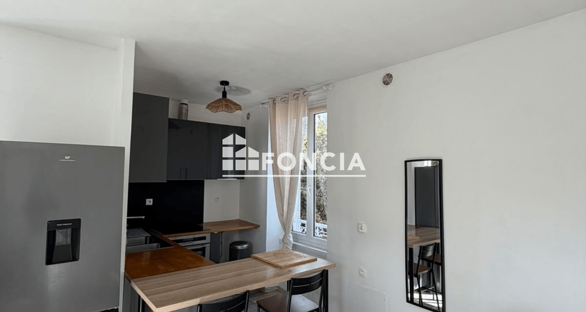 Appartement 2 pièces (37.68 m²) à louer - Corbeil-essonnes (91100)