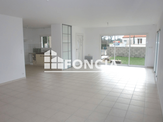 Maison 3 pièces (94.1 m²) à louer - Grosbreuil (85440)